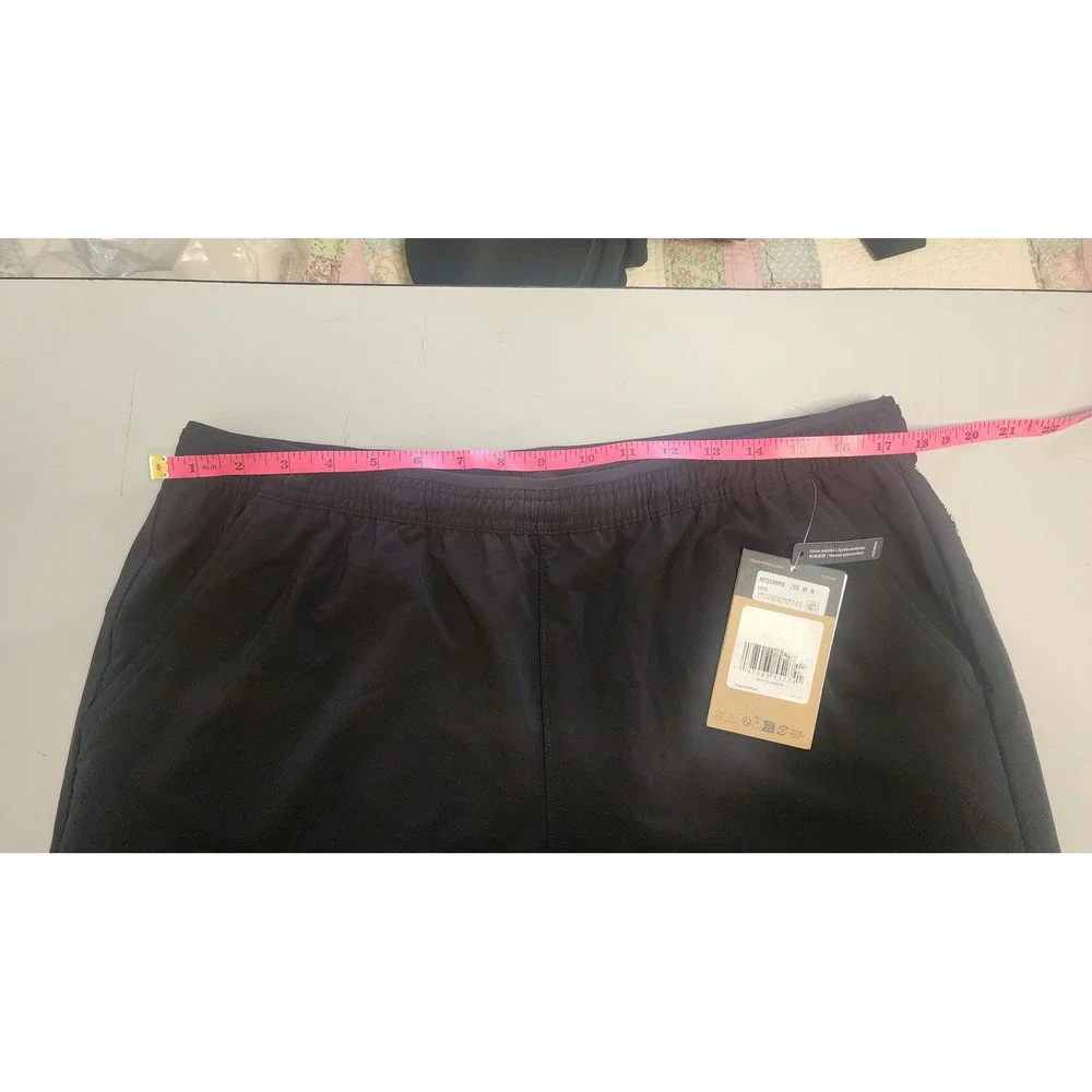 The North Face Shorts Mens Large Black New
